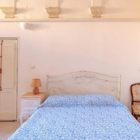 Palazzo Costantini Bed & Breakfast San Donato di Lecce