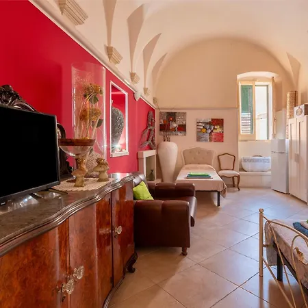 Palazzo Costantini Bed & Breakfast San Donato di Lecce