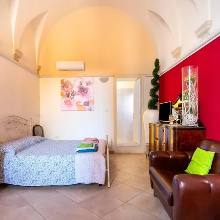 Palazzo Costantini 3* San Donato di Lecce