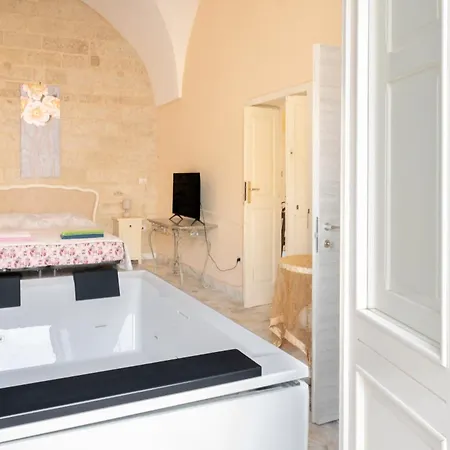 Palazzo Costantini 3*