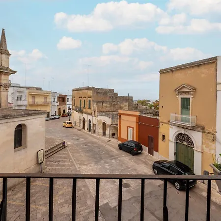 Palazzo Costantini Bed & Breakfast San Donato di Lecce