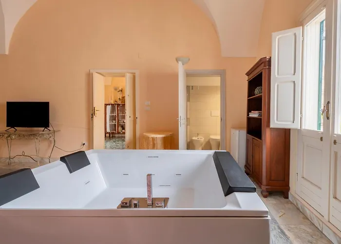 Palazzo Costantini Bed & Breakfast San Donato di Lecce