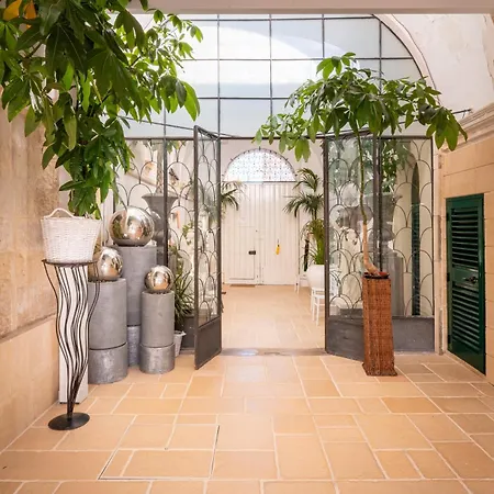 Palazzo Costantini 3* San Donato di Lecce