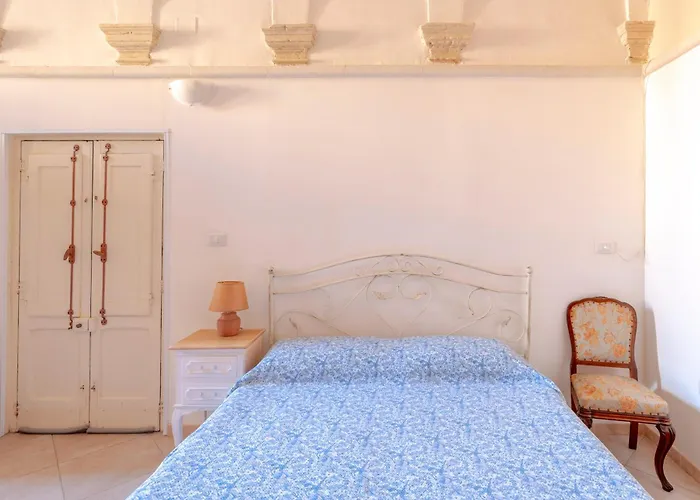 Palazzo Costantini Bed & Breakfast San Donato di Lecce
